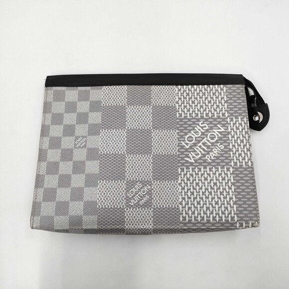 Louis Vuitton Other - Louis Vuitton  Damier Graphite 3D Pochette Voyage